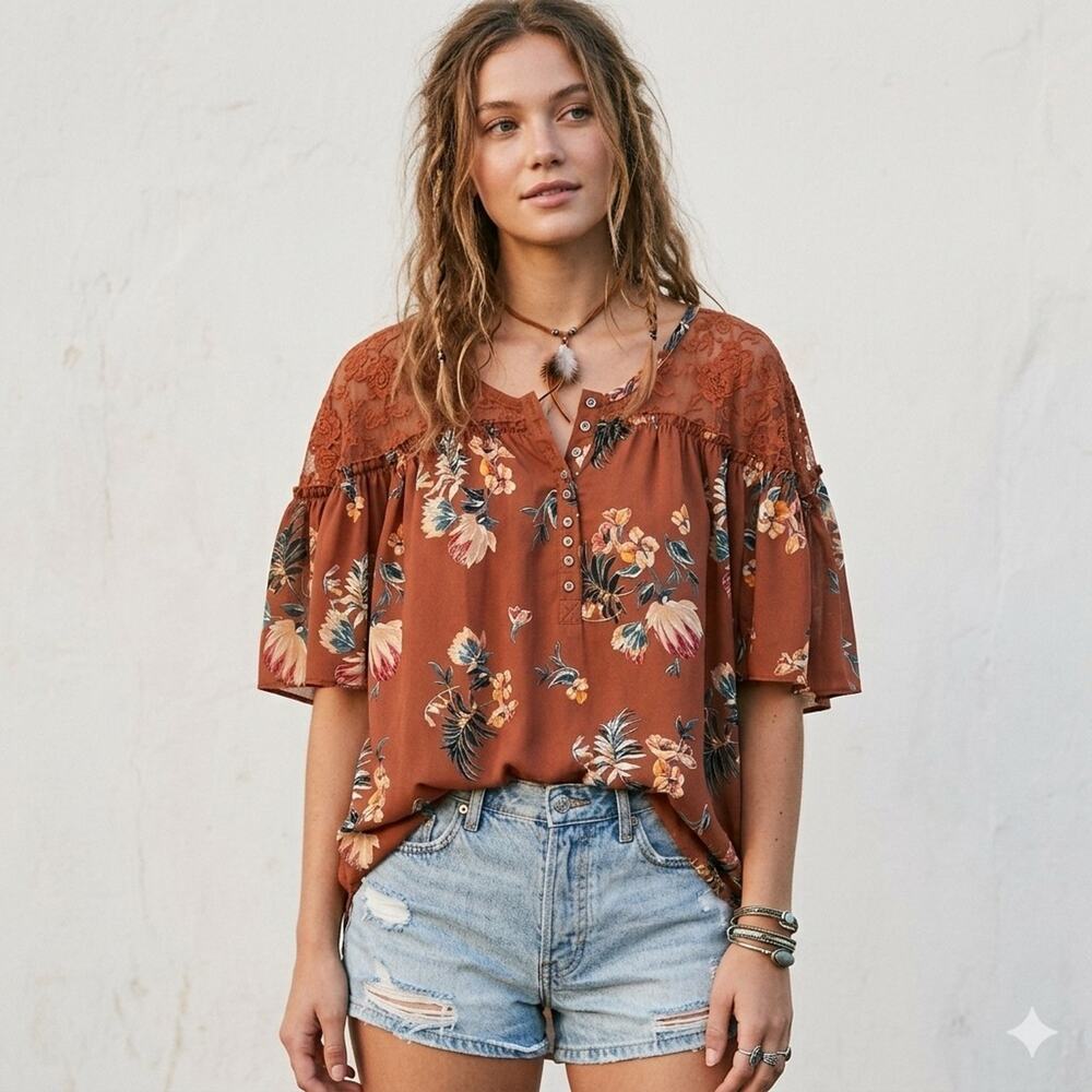 Gimmicks BKE Floral Lace Top Small Rust Cottagecore Boho Western Flutter Sleeve
